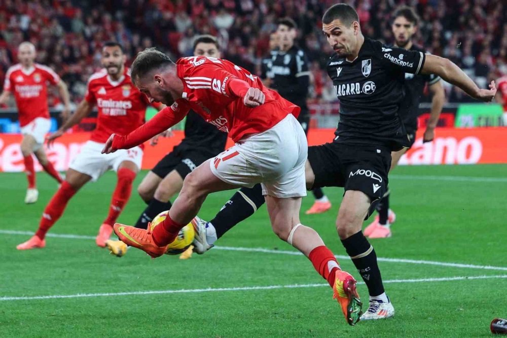 Kerem Atıyor Benfica Kazanıyor