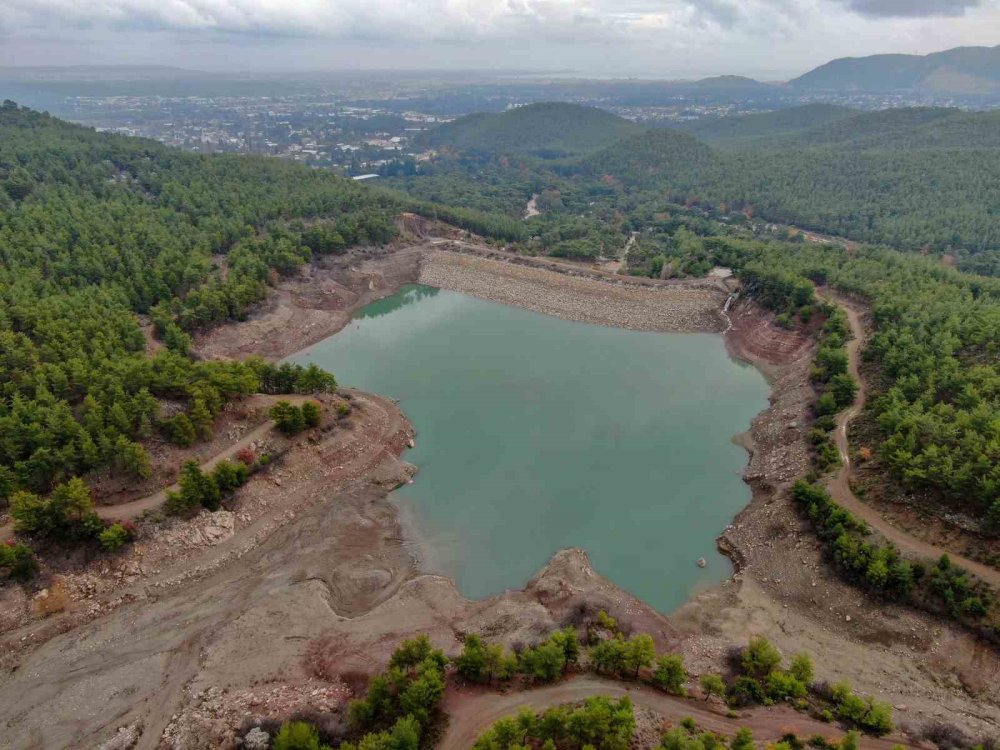 Antalya'da Kuraklık Tehdidi: Avlan Gölü Krizle Karşı Karşıya