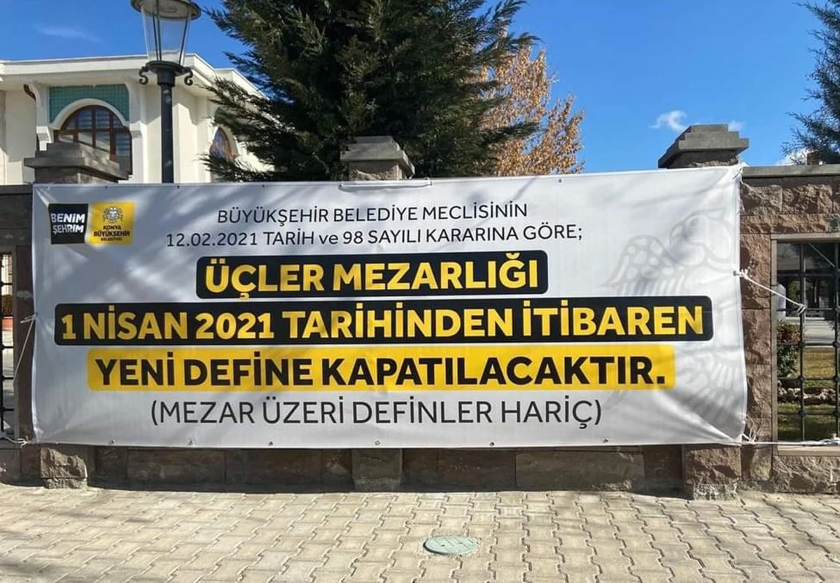 konya-mezarlik-defin-ustu.webp
