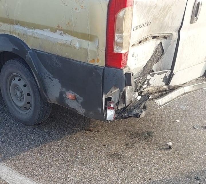 Sis ve buzlanma kazasında 3 yaralı