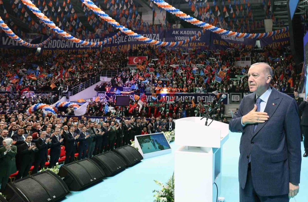 Erdoğan'dan Sosyal Konut ve Faiz İndirimi Müjdesi: 2025'te Büyük Hamle