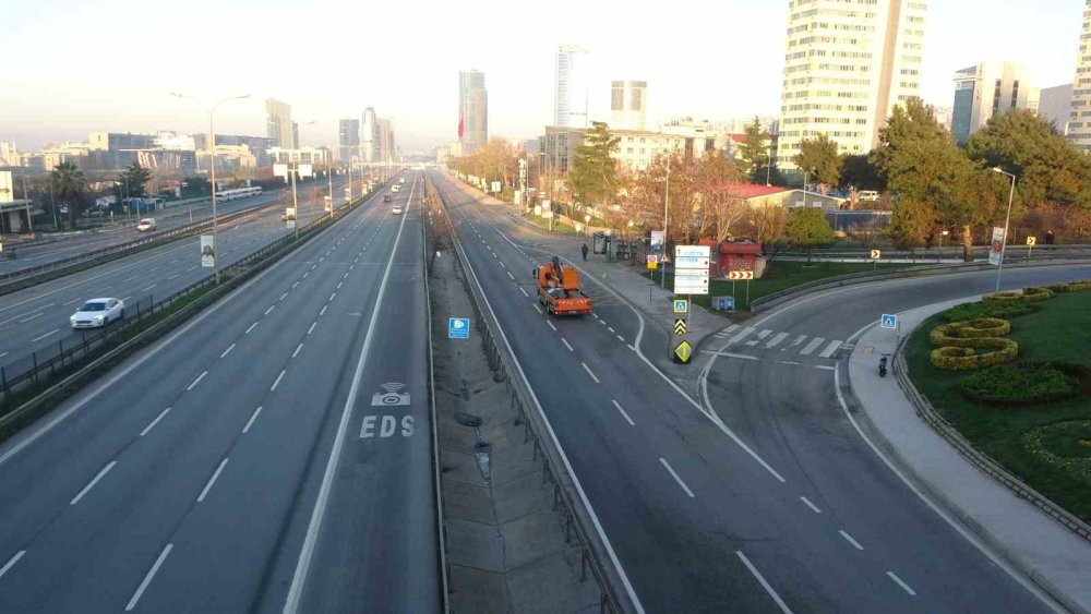 Megakent pandemi günlerine döndü: Yoğunluk yüzde 2