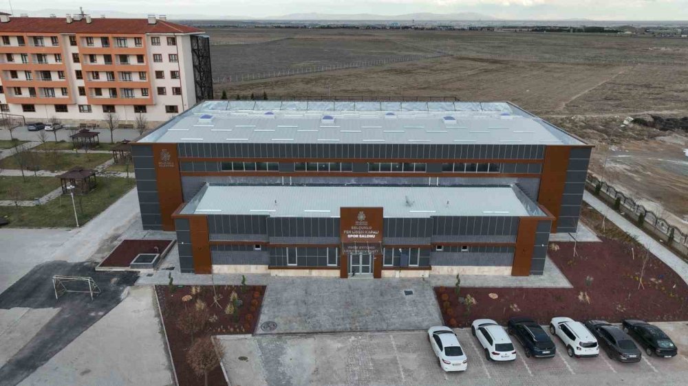 Selçuklu Fen Lisesi’ne Modern Spor Tesisleri Kazandırıldı