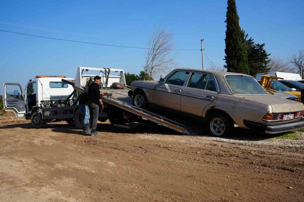 Yediemin Otoparklarında Milli Servet Çürüyor