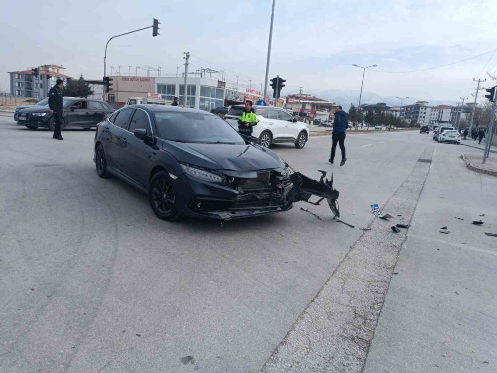 Ereğli’de otomobil ile motosiklet çarpıştı: 1 yaralı