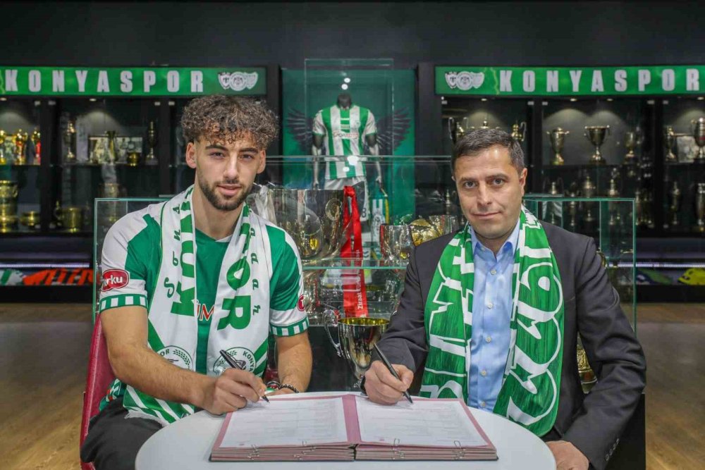 Konyaspor'dan Çifte Transfer: Ahmet Daş ve Mehmet Kaya ile Anlaşma Sağlandı