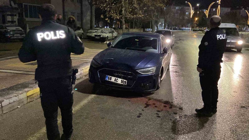 2 hakimin aracına çarpan alkollü sürücü, otogarda yakalandı