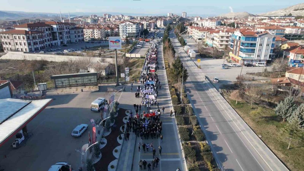 Maden işçileri özelleştirmeye karşı Ankara’ya yürüyor