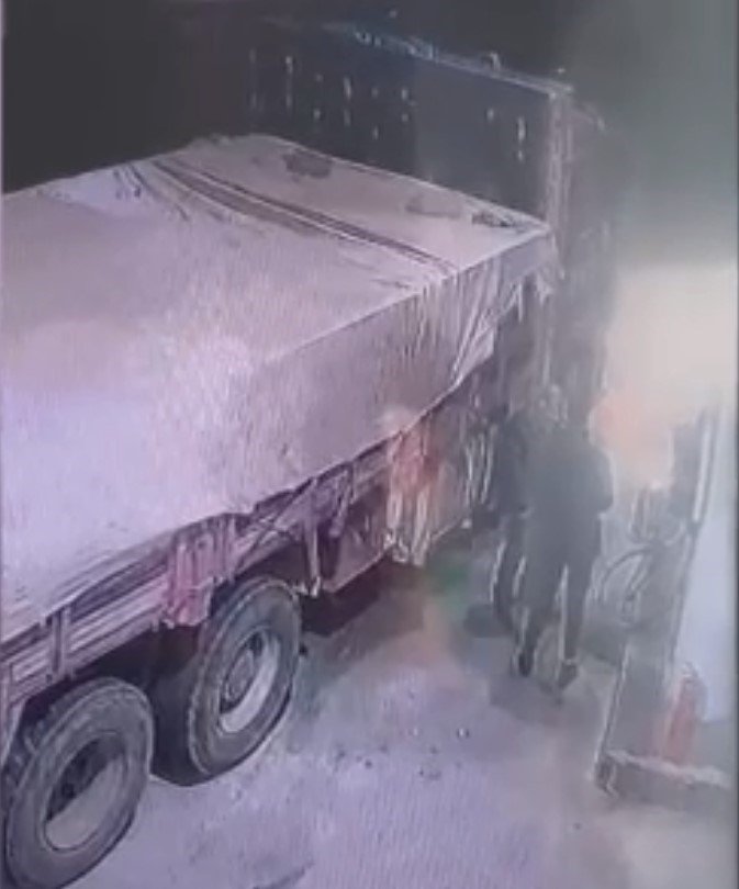 Mandıradan koyun çalan baba ve oğulları yakalandı