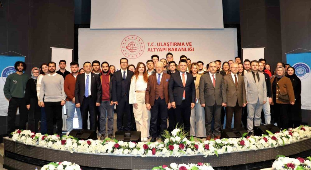 Bakan Yardımcısı Boyraz, NEÜ’nde öğrencilerle buluştu