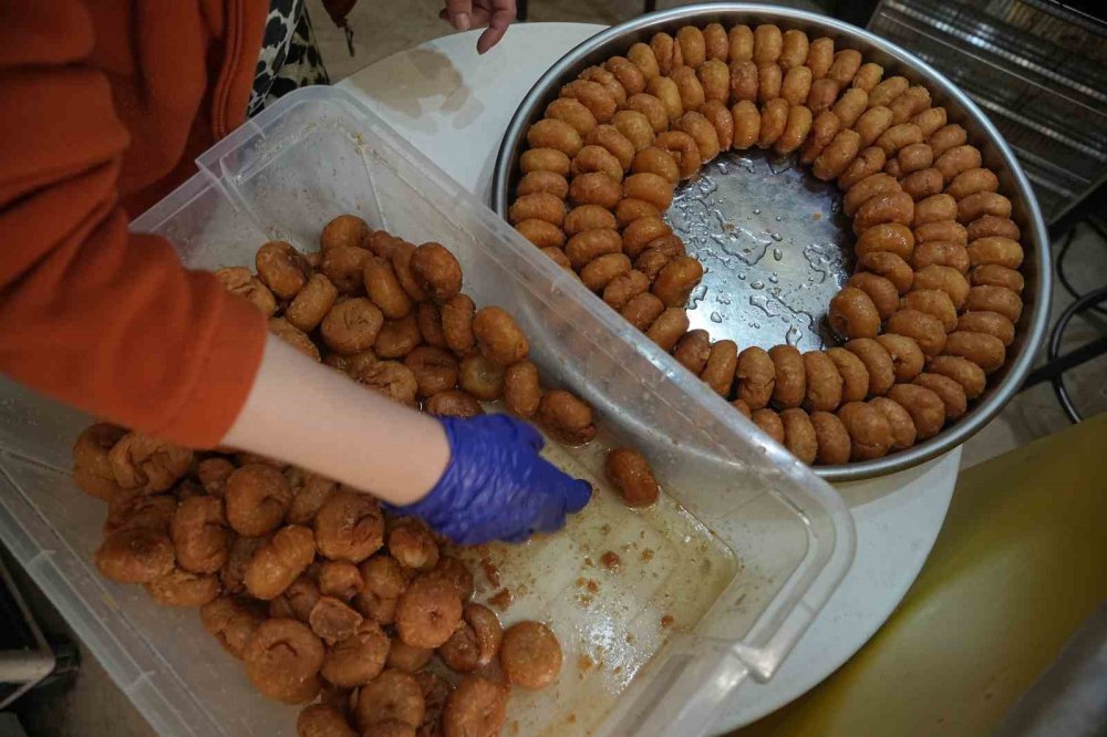 Bu tatlının tarifi sır gibi saklanıyor