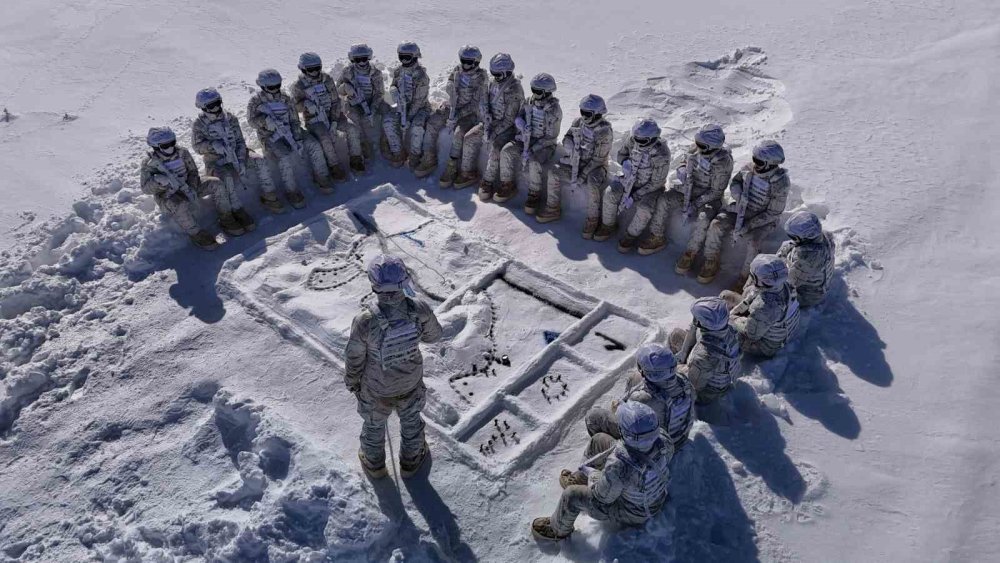 Türkiye'nin görünmez kalkanına en zorlu şartlarda eğitim