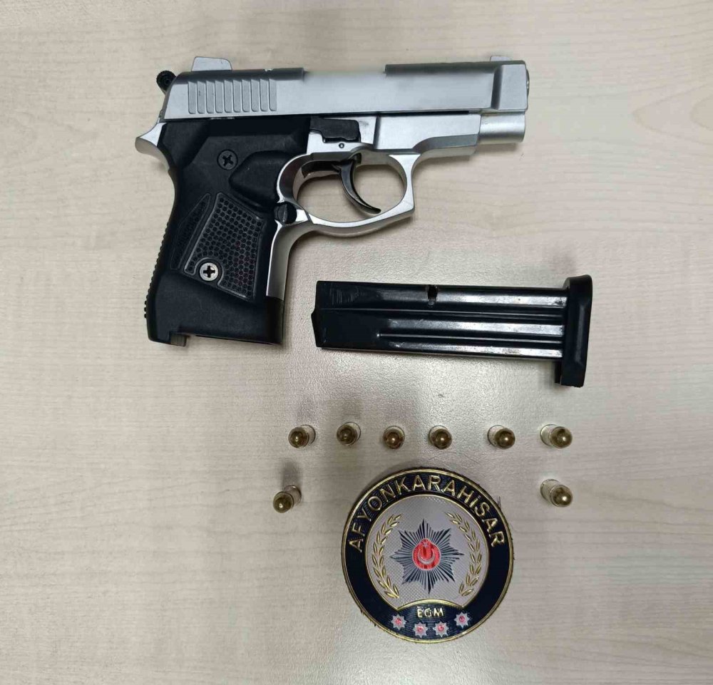 Afyonkarahisar'da "Bedeviler" polise yakalandı