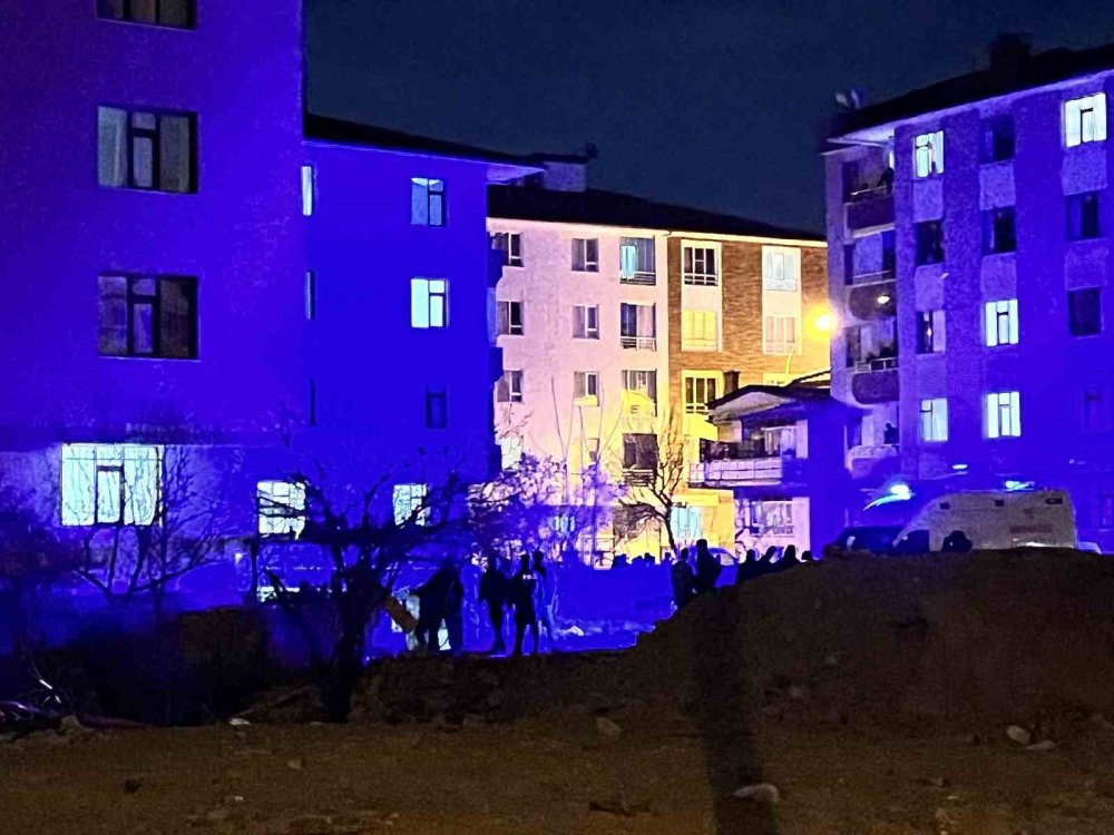 Konya'da olaylı gece: Önce eşine sonra kendine