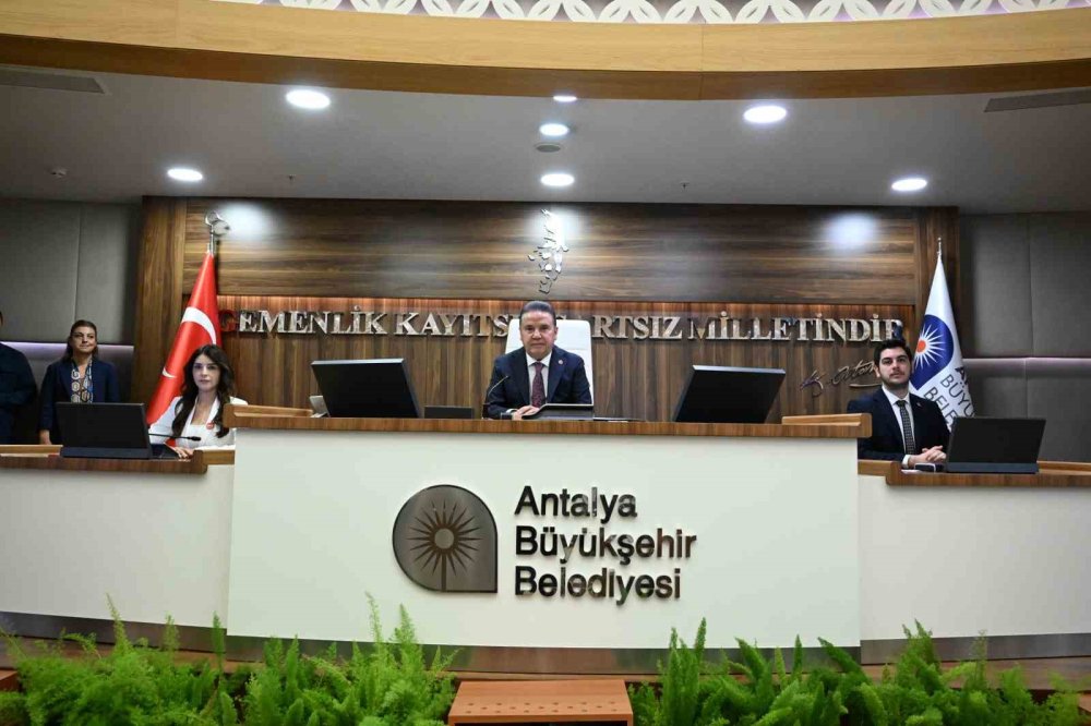 Muhittin Böcek: Ben yaptım, hükümet de yapsın