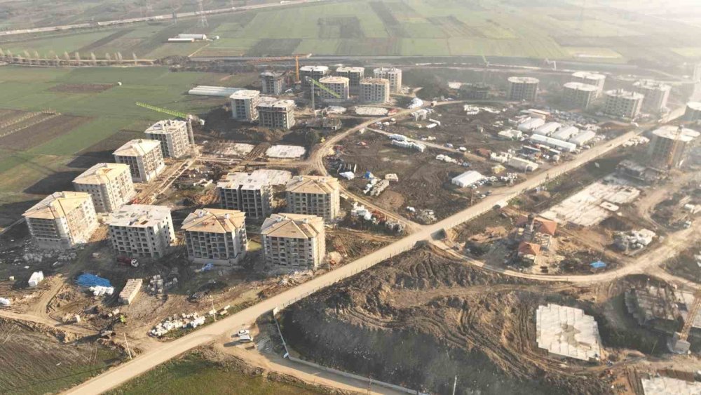 TOKİ'den Bursa'ya 23 yılda 30 bin, 5 yılda 4 bin daha geliyor