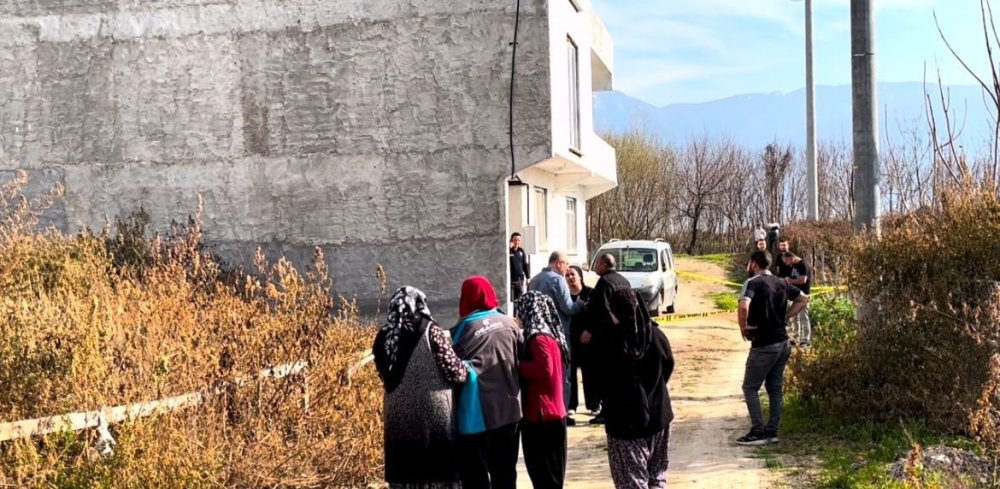 Evinin önüne kadar geldi, içeriye giremedi