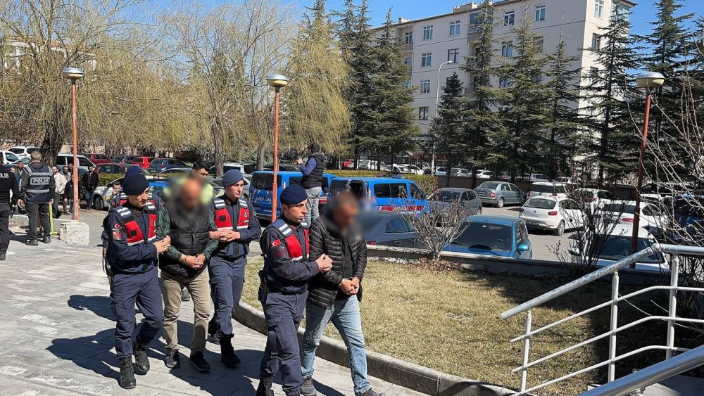 Mumyayı satmaya çalışırken yakalanmışlardı: Tutuklandılar