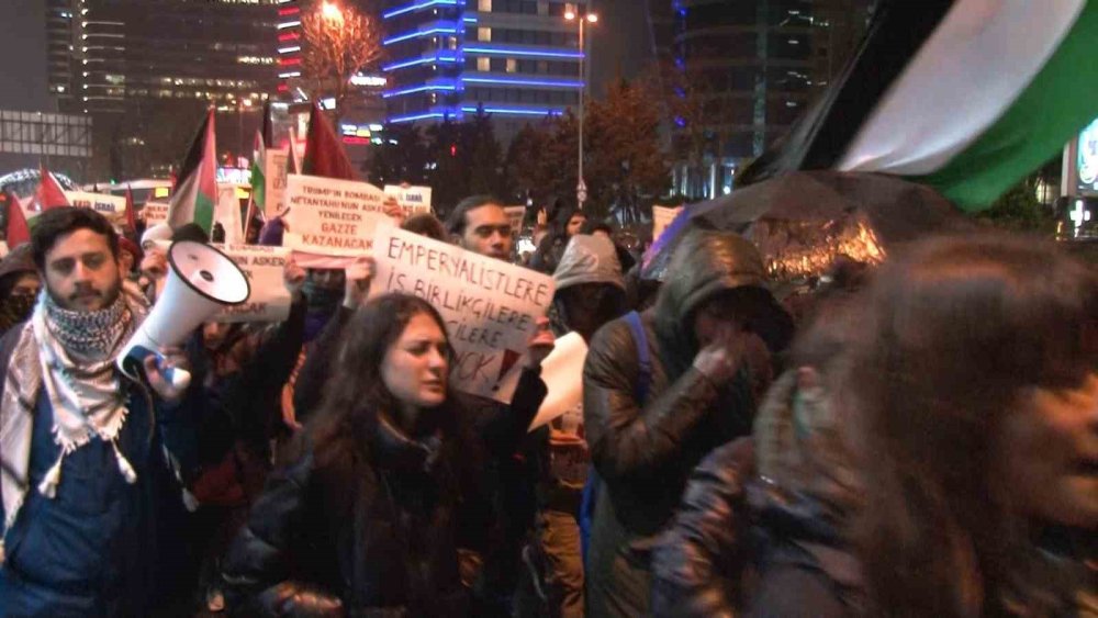 İsrail Başkonsolosluğu önünde protesto