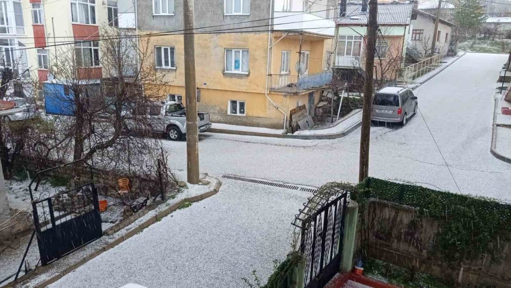 Konya'ya yağmur bekleniyordu dolu yağdı, sırada kar yağışı var