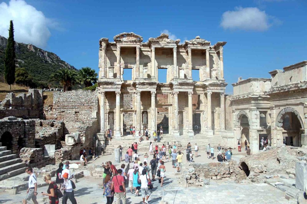 Avrupa turistten yoruldu, Türkiye cazip bir alternatif haline geliyor