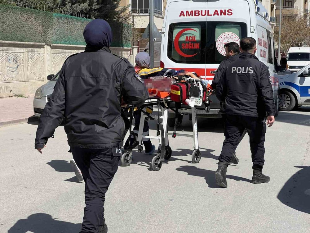 Yer: Karatay! Çocuğunun yanında önce karısını sonra kendini bıçakladı