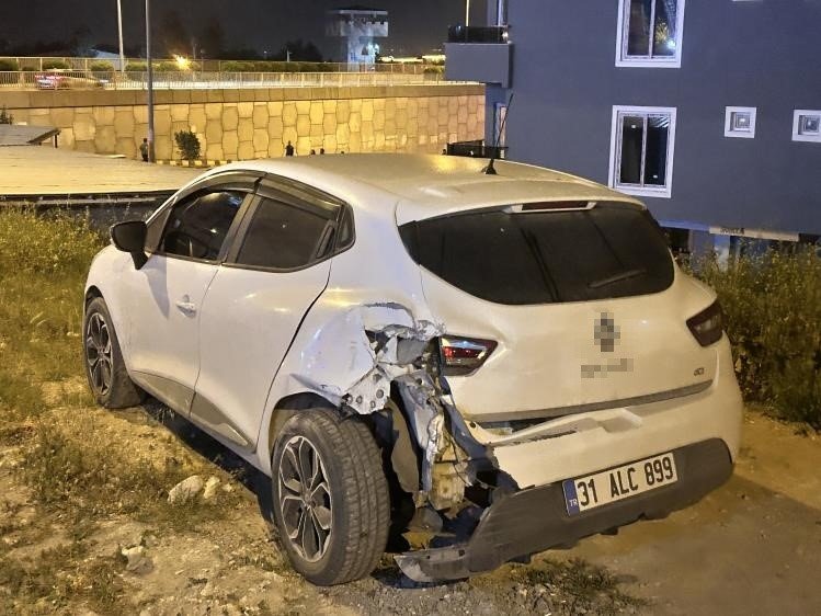 Depremin Yıkamadığı Ayağı Arazöz Yıkıyordu