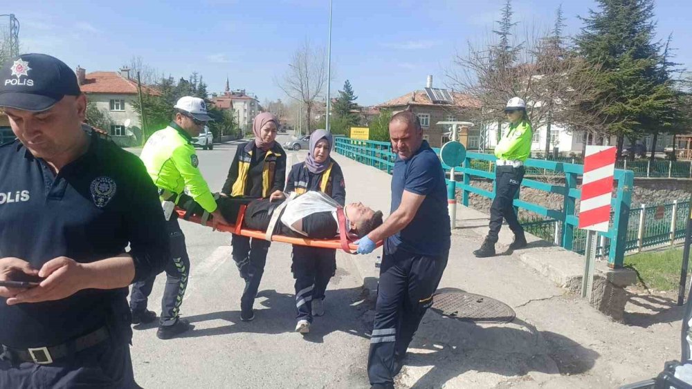 Kaza yapan motosikletli şoka girdi: Birine mi çarptım?