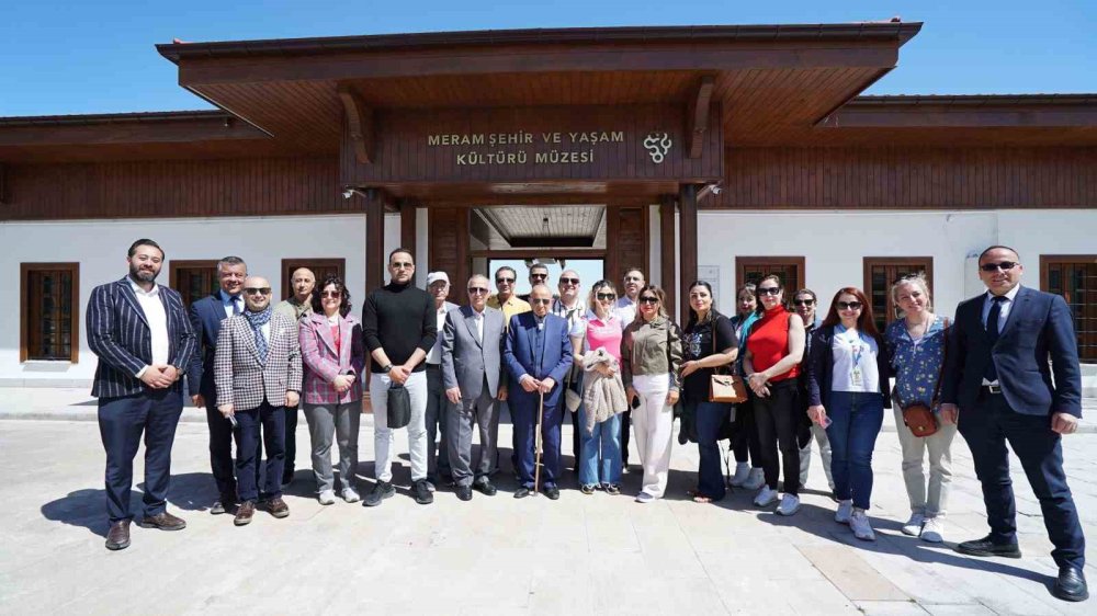 İranlı turizmciler Müze Meram’a hayran kaldı