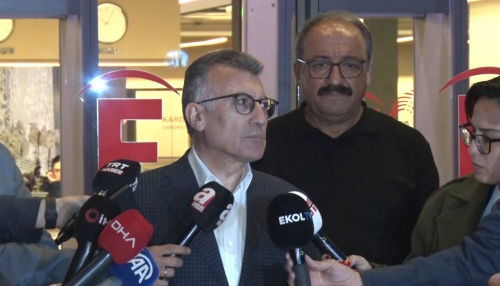 Sırrı Süreyya'da umut azalsa da ziyaretler sürüyor
