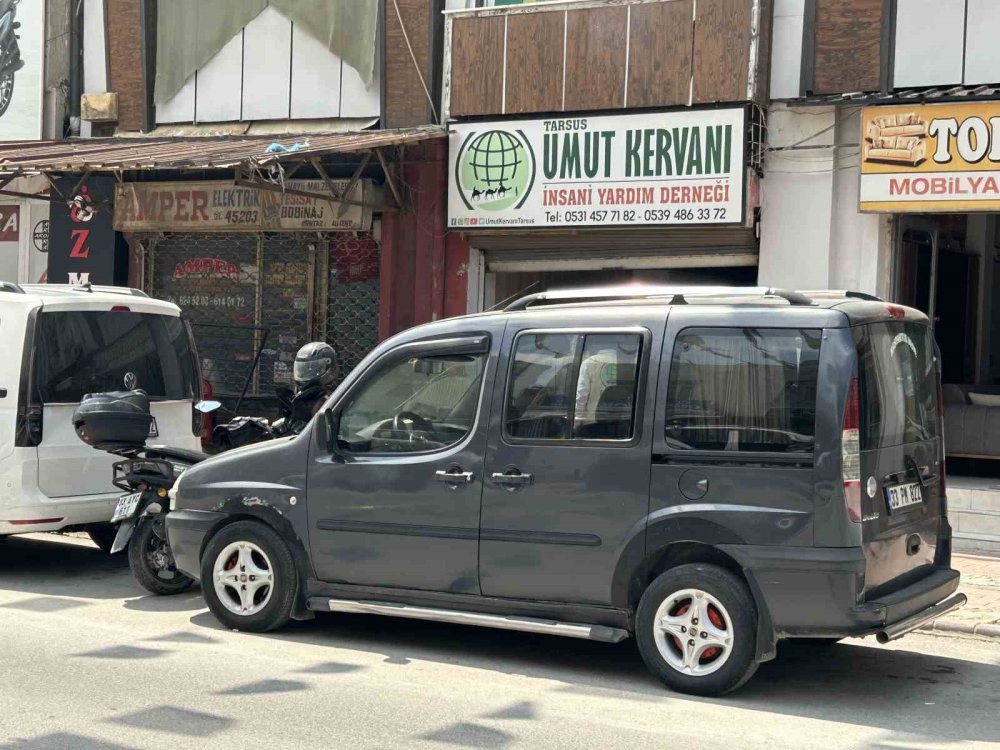 Gazze’ye destek için aracını bağışladı