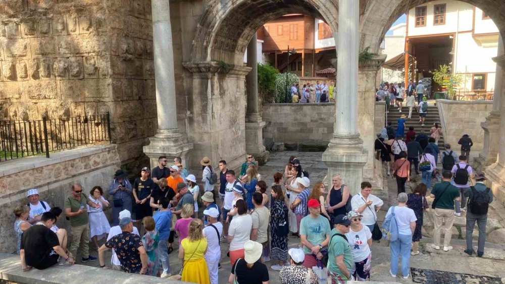 Turizm sektöründe kapı krizi