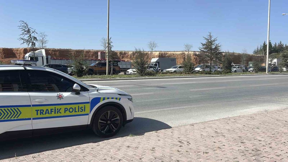 Konya'da Otomobilin Çarptığı 13 Yaşındaki Bisikletli Çocuk Hayatını Kaybetti