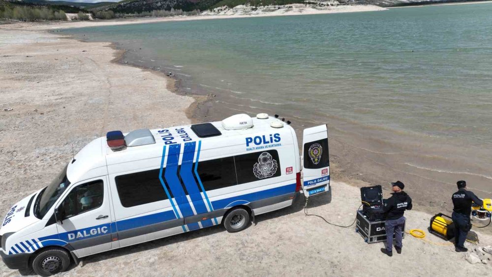 Konya'nın Kurbağa Adamları Bölgeye Güven Veriyor
