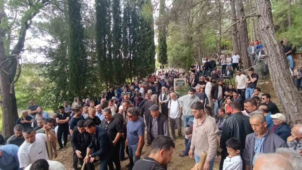 Mehmet Kocaakça'ya Antalya'da Acı Veda