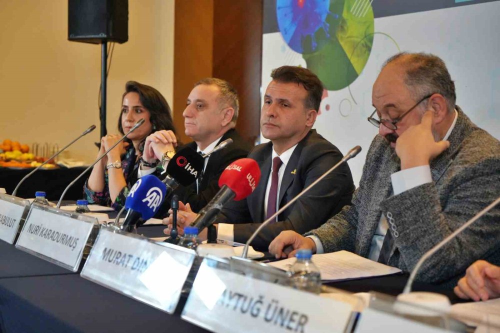 Kanserde Genetik Yatkınlık ve Yapay Zekâ Desteği Vurgulandı