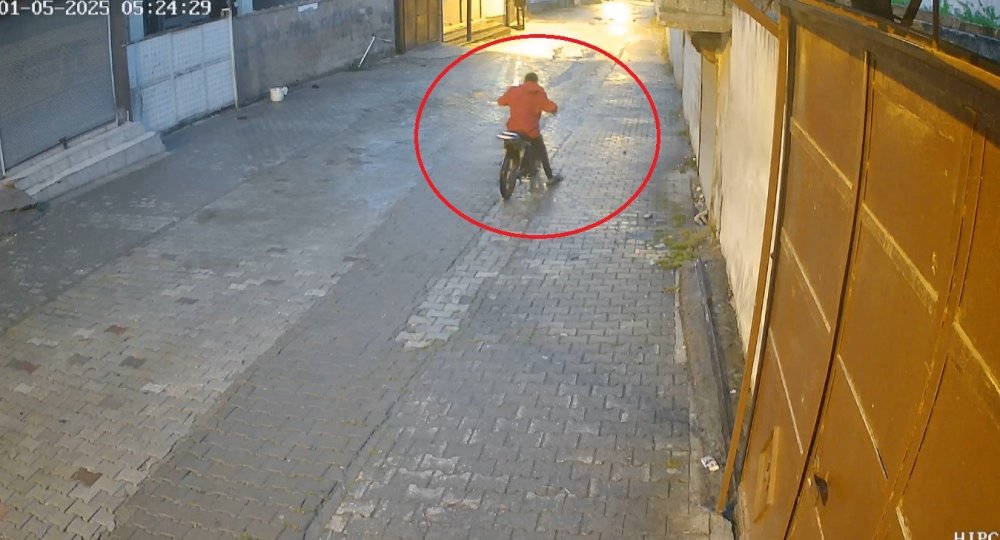 Çaldığı motosiklet arızalanınca başkasını çalıp kaçtı