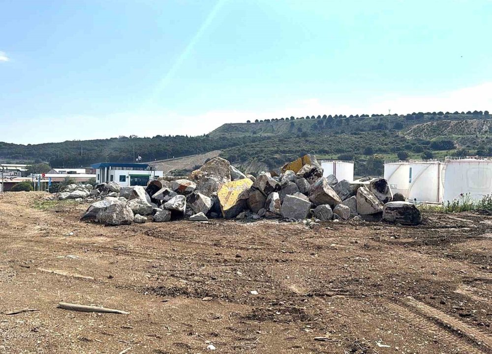 Aliağa Gemi Söküm Bölgesi’nde Tehlikeli Atık Skandalı