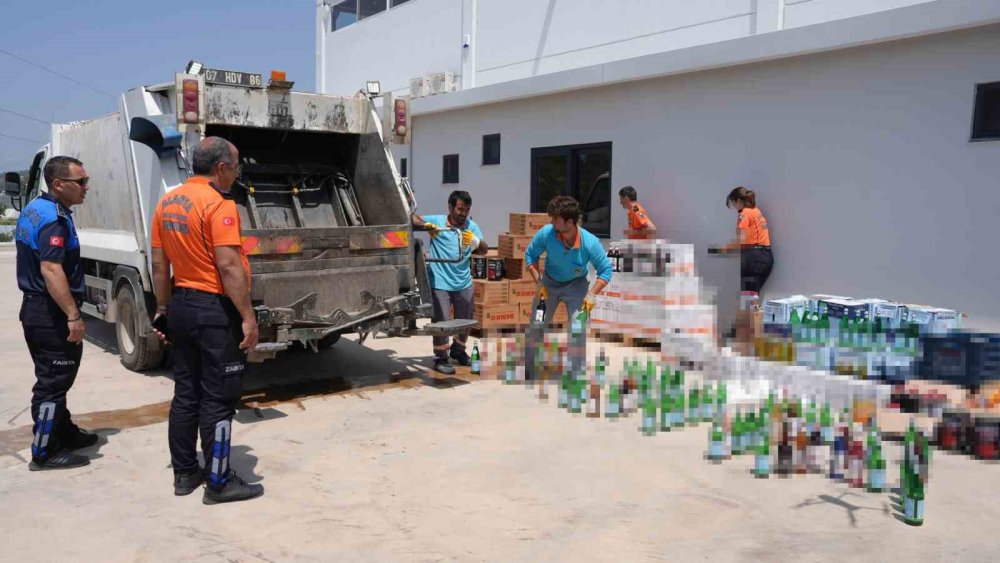 Alanya’da Sahte Etiket Skandalı: Toptan Gıda Deposu Mühürlendi