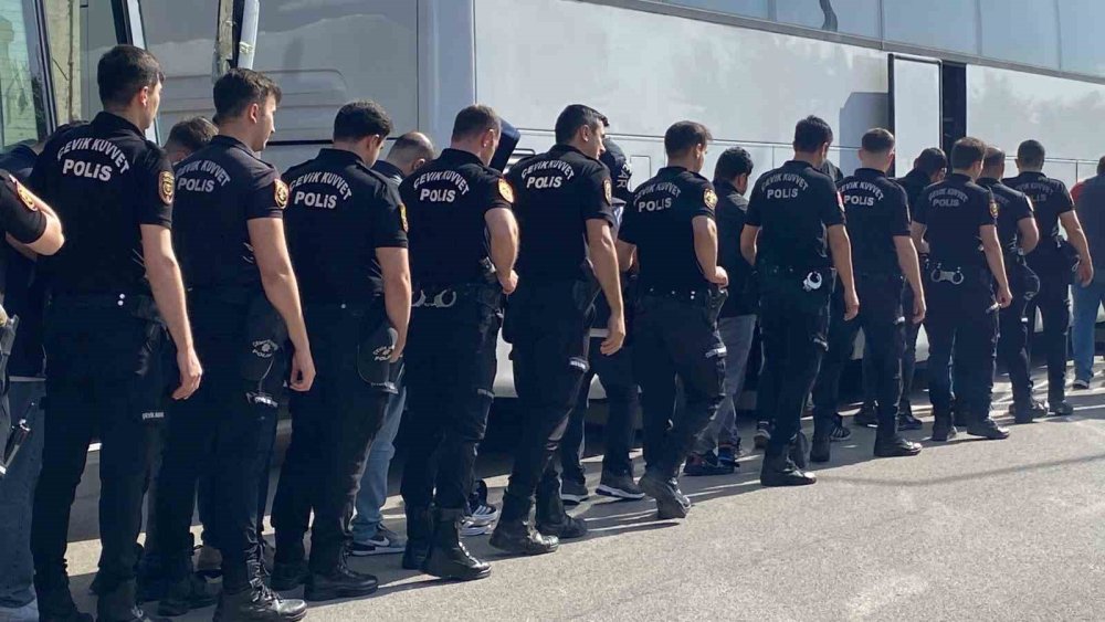 Sahte araç kiralama operasyonunda 52 kişi tutuklandı