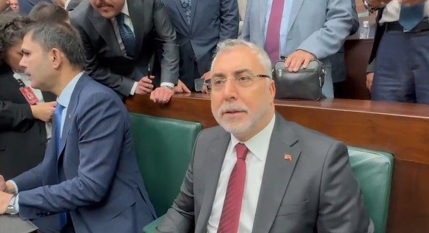 Ev hanımlarına emeklilik ne durumda? Bakan Işıkhan'dan açıklama