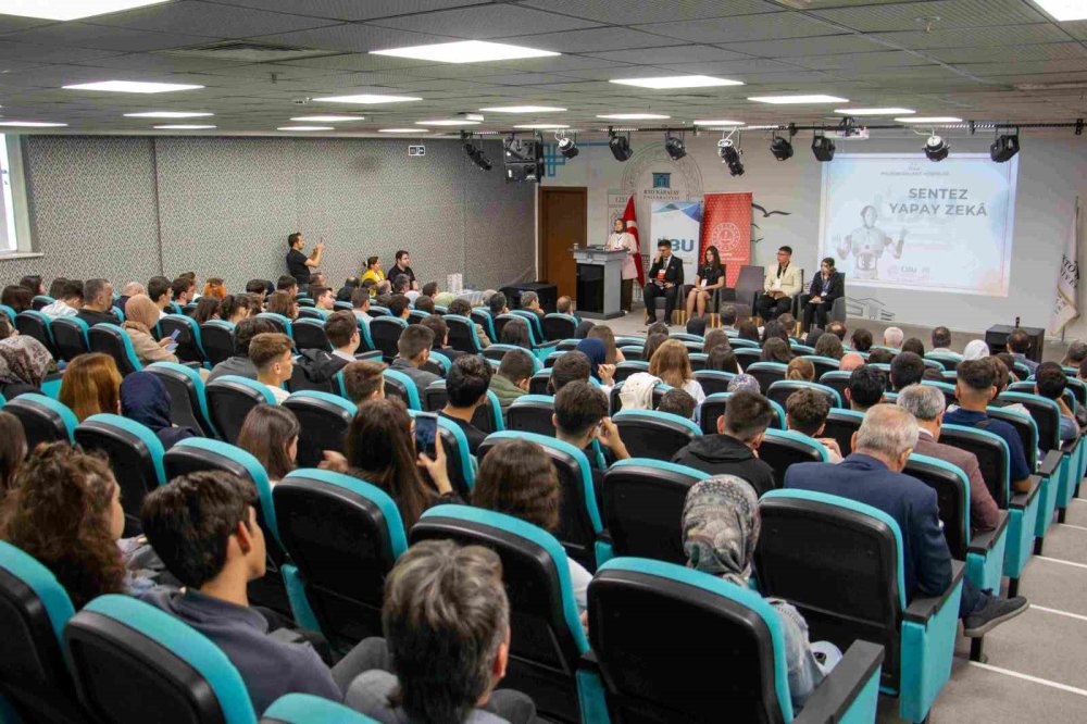 Konya'da Liseli Gençler Bilim İçin Buluştu