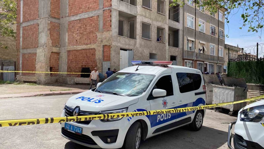 İnşaattan yayılan kötü koku, ekipleri harekete geçirdi