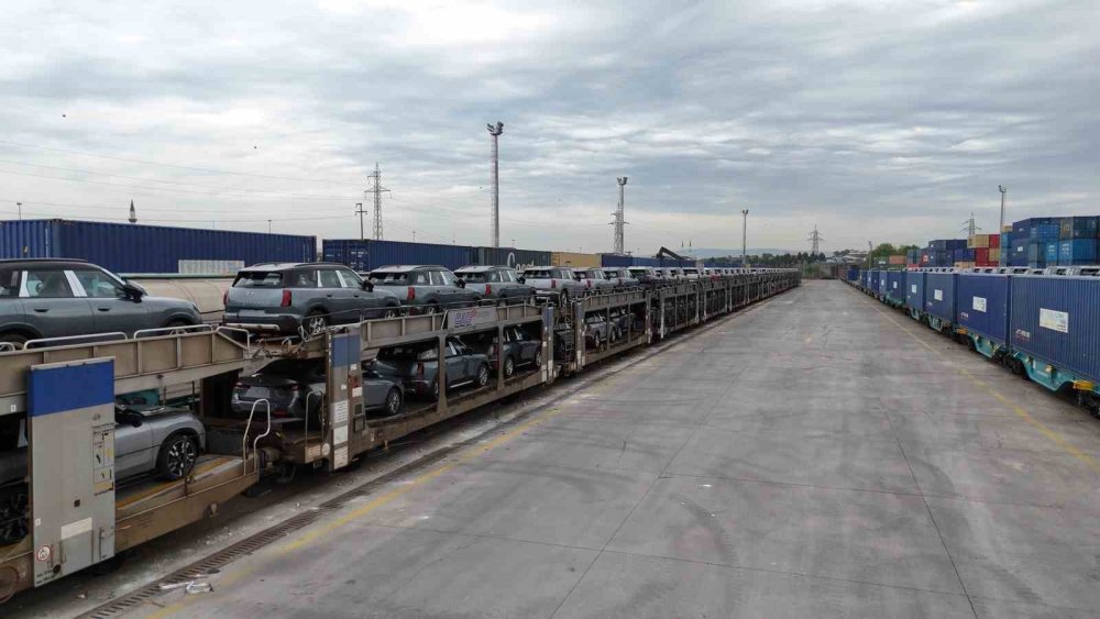 Ekonomik kriz bahane sıfır otomobil şahane