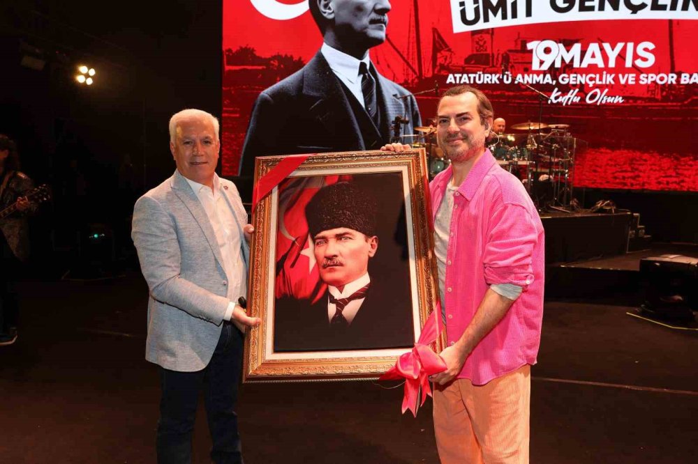 Bursa yarın yokmuş gibi eğlendi