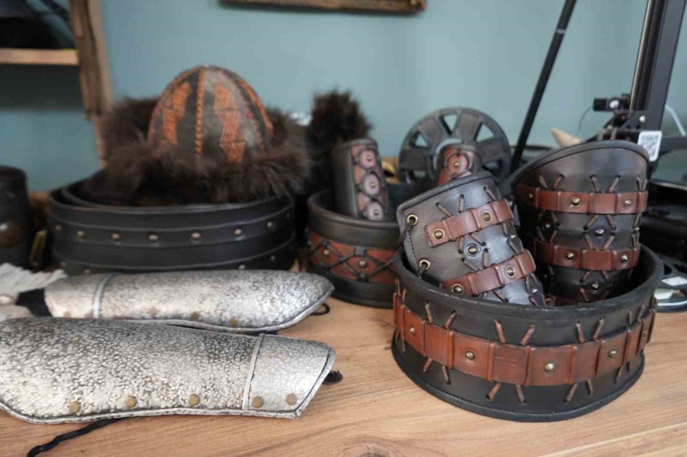 ’GOT’ ve ’Vikings’in kostümleri bu atölyede üretildi