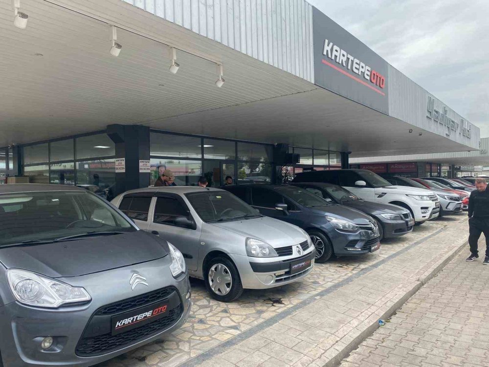 İkinci el araç piyasası yeniden hareketlenmeye başladı