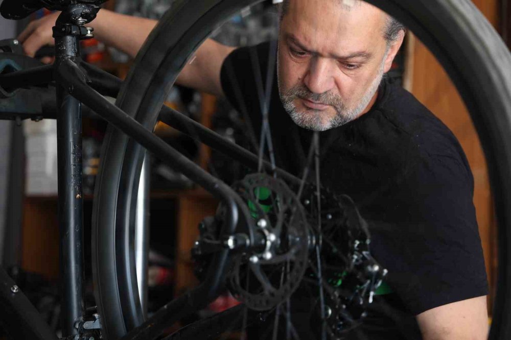 Konyalı bisiklet ustasından hayati uyarı