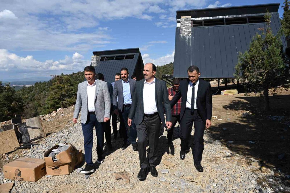 Konya'da Göl Manzaralı Turizm Hamlesi: Bungalov ve Restoran Geliyor