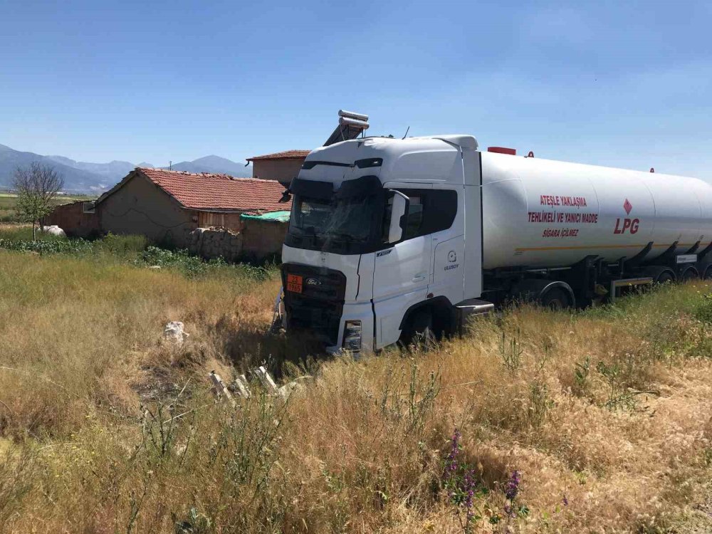 Tanker faciasının eşiğinden dönüldü